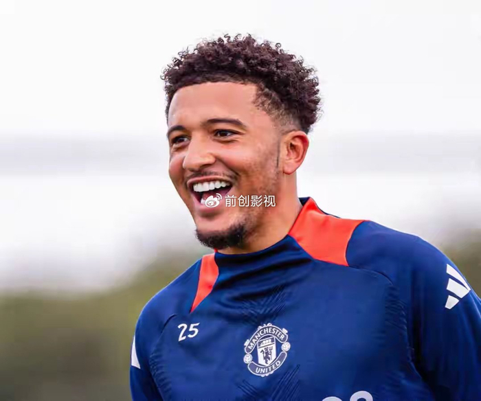 桑乔或以免费身份回归多特蒙德 曼联引援失误引