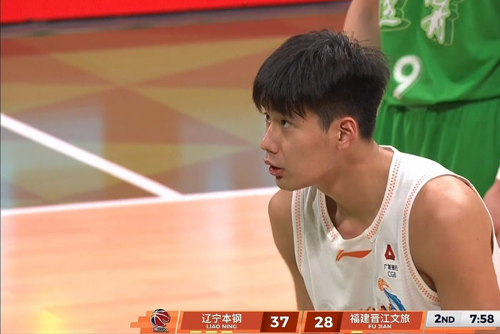 CBA常规赛收官战：本土球员集体爆发，徐昕王浩